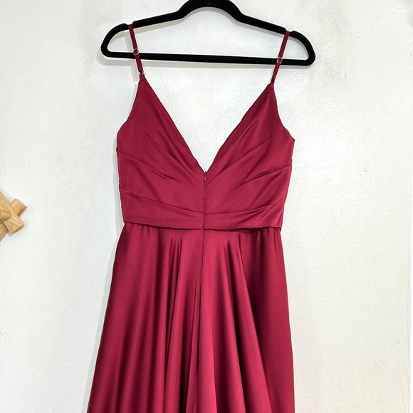 La Femme 28607 Deep V-Neck High Slit Satin Gown Wine Size 8 - Picture 6 of 10